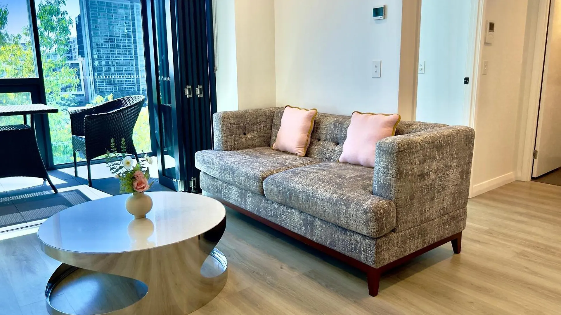 Utopia Apartments By Serain Residences Brisbane