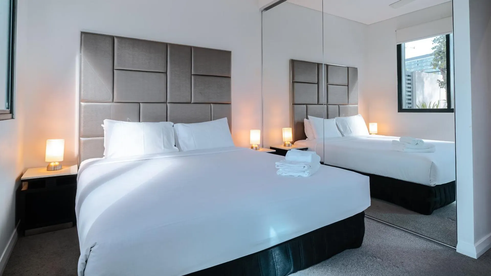 Utopia Apartments By Serain Residences Brisbane 0*,